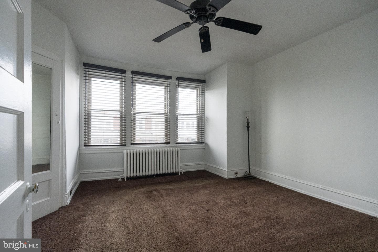 5630 Larchwood Avenue photo 14