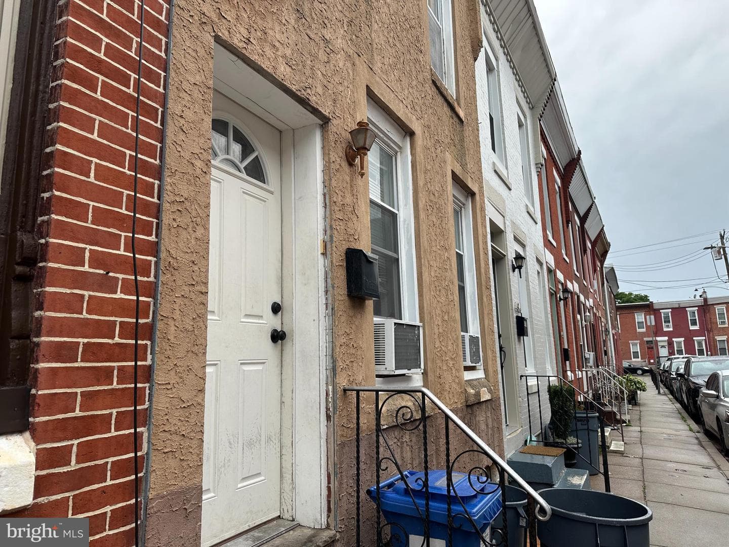 434 Daly Street photo 3