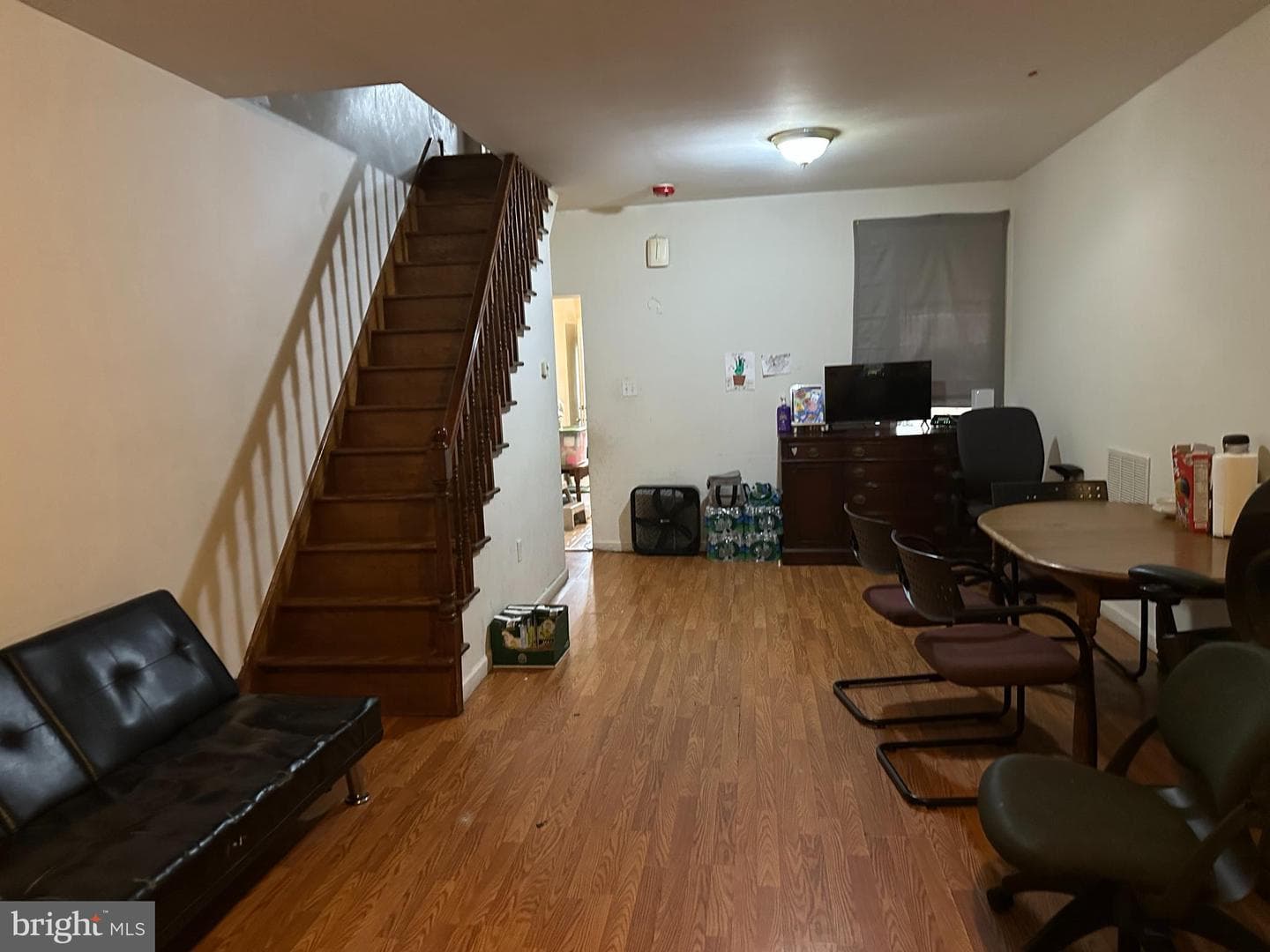 434 Daly Street photo 4