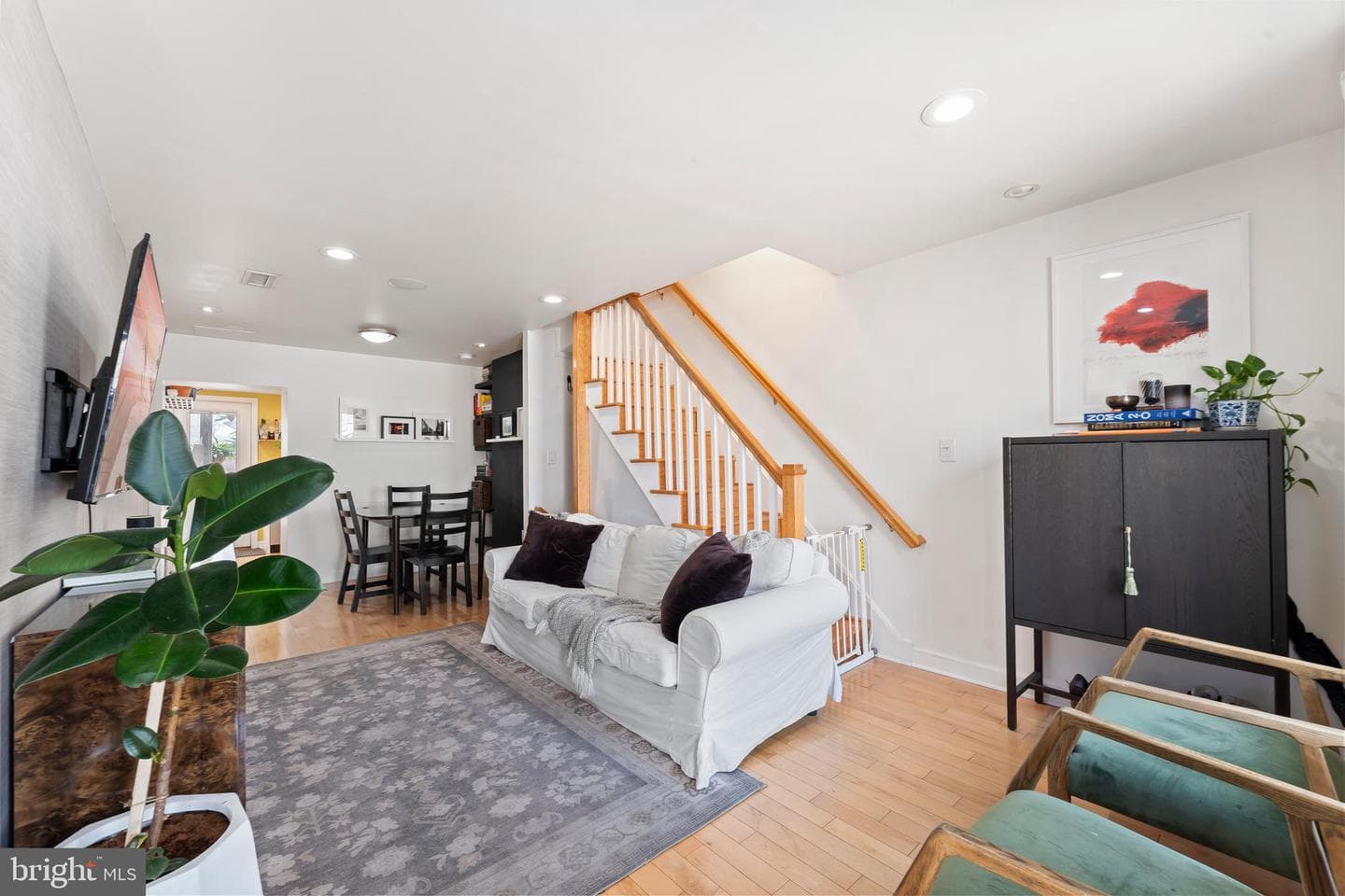 1304 S Howard St photo 3