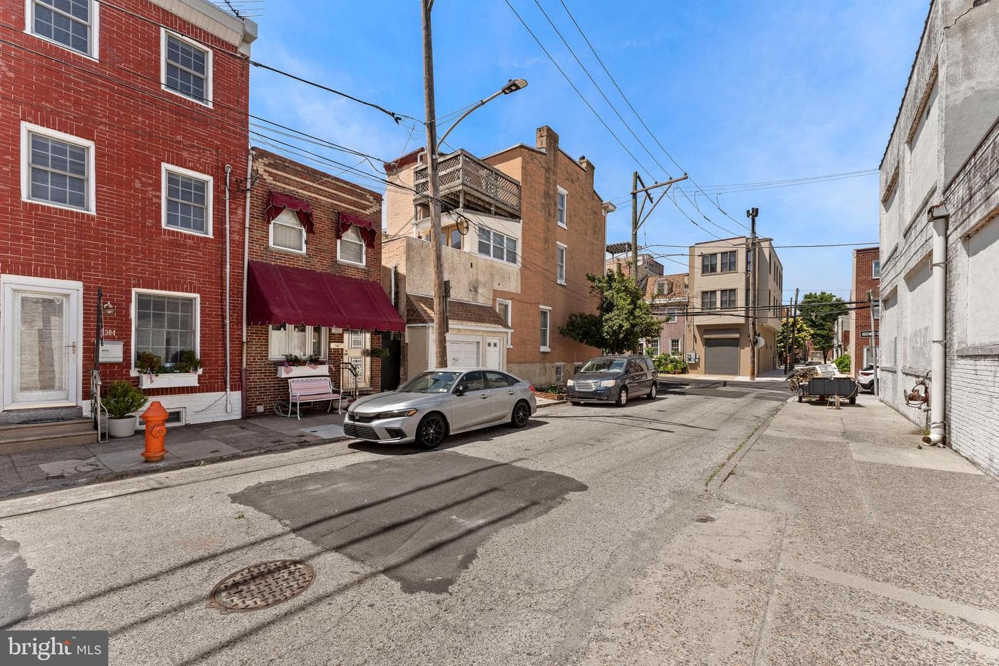 1304 S Howard St photo 36