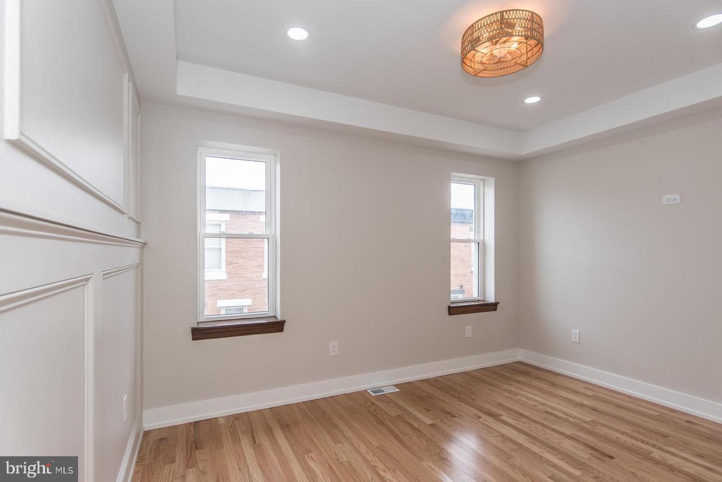 3143 Livingston Street photo 35