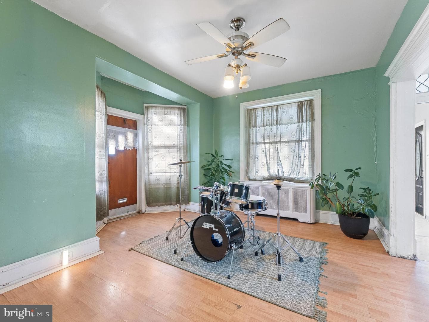1231 Foulkrod Street photo 6