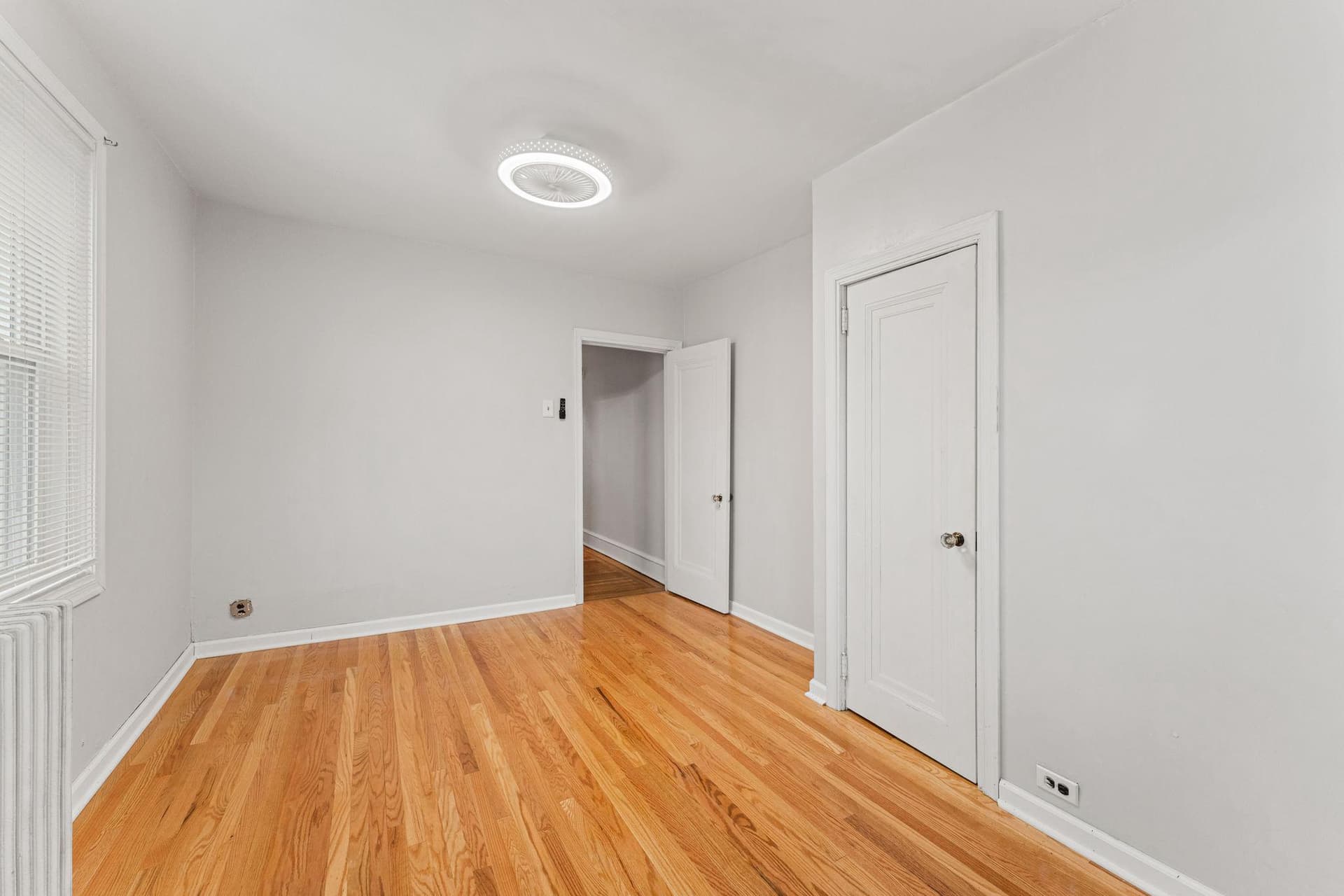 471 E Pleasant Street photo 13