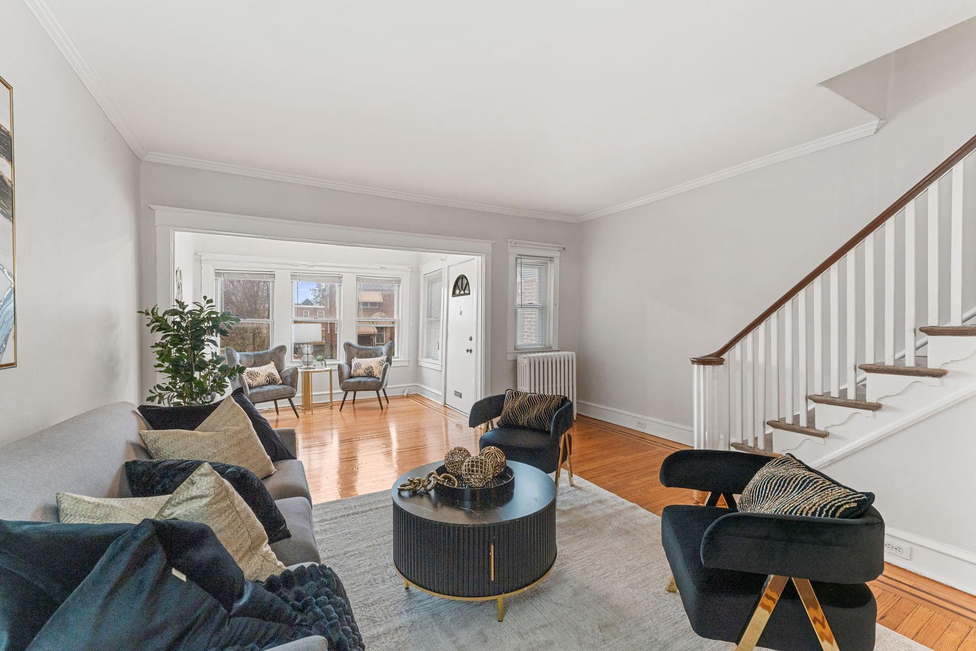 471 E Pleasant Street photo 5