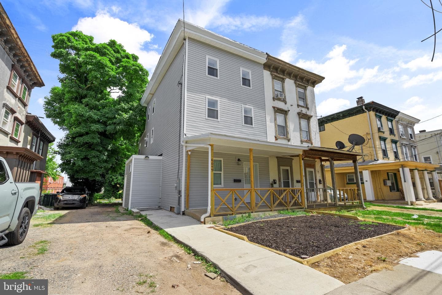 4649 Penn Street, Philadelphia