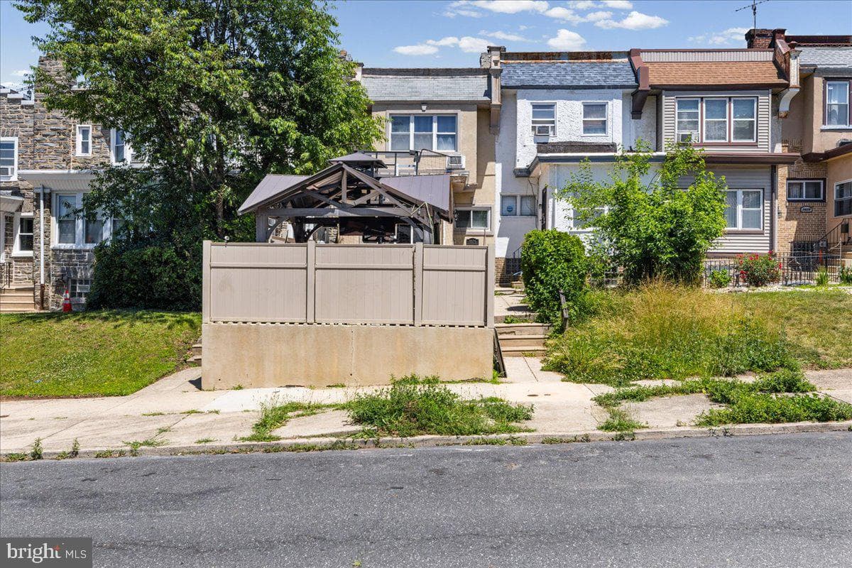 5635 Diamond Street, Philadelphia