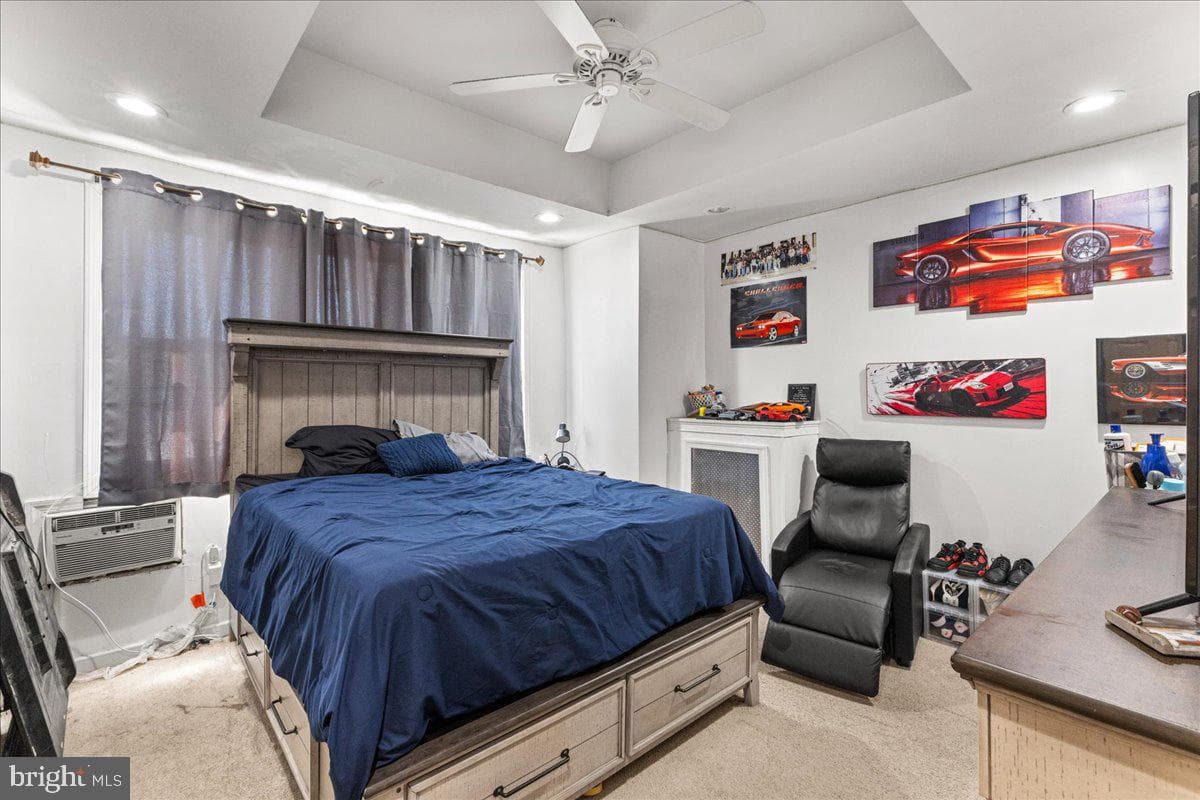 5635 Diamond Street photo 9