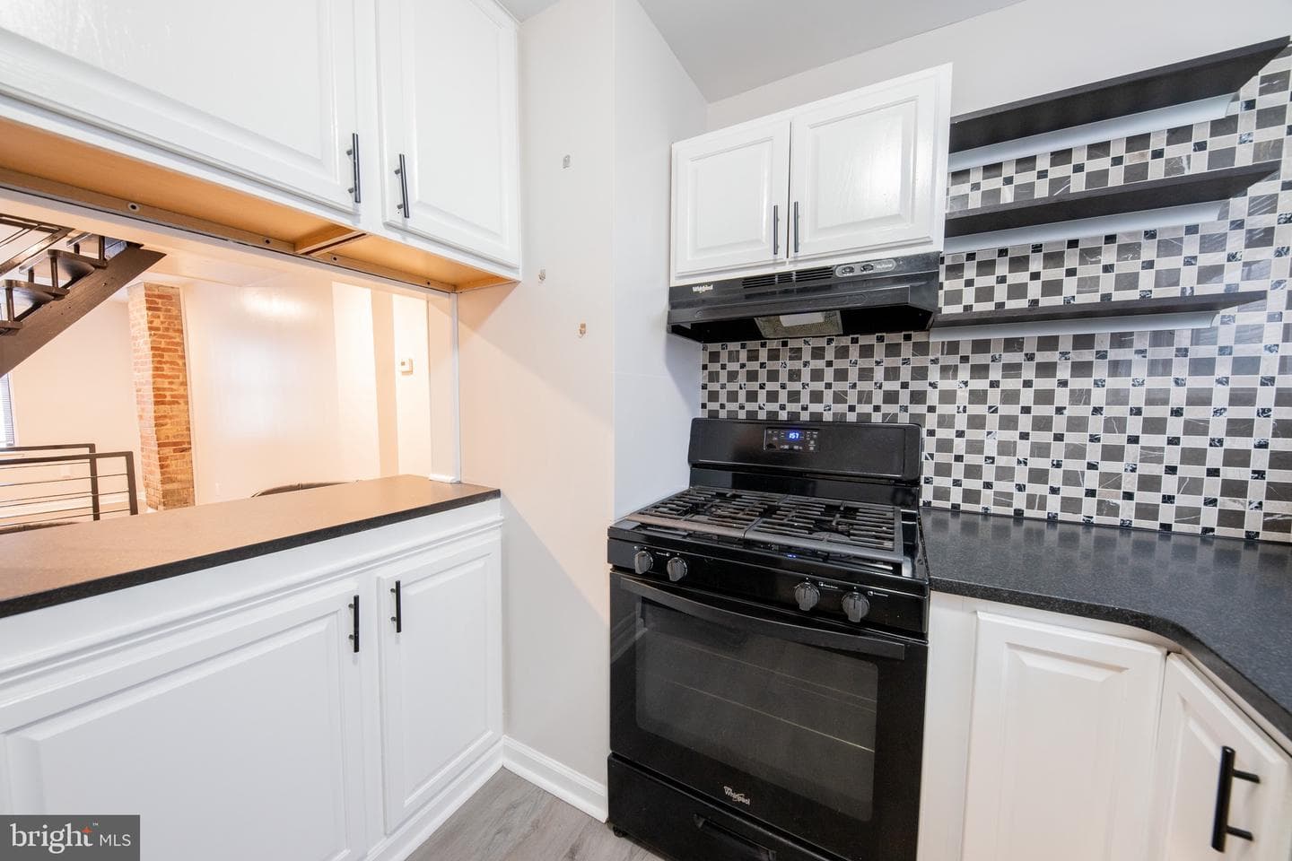 2924 Salmon Street photo 13
