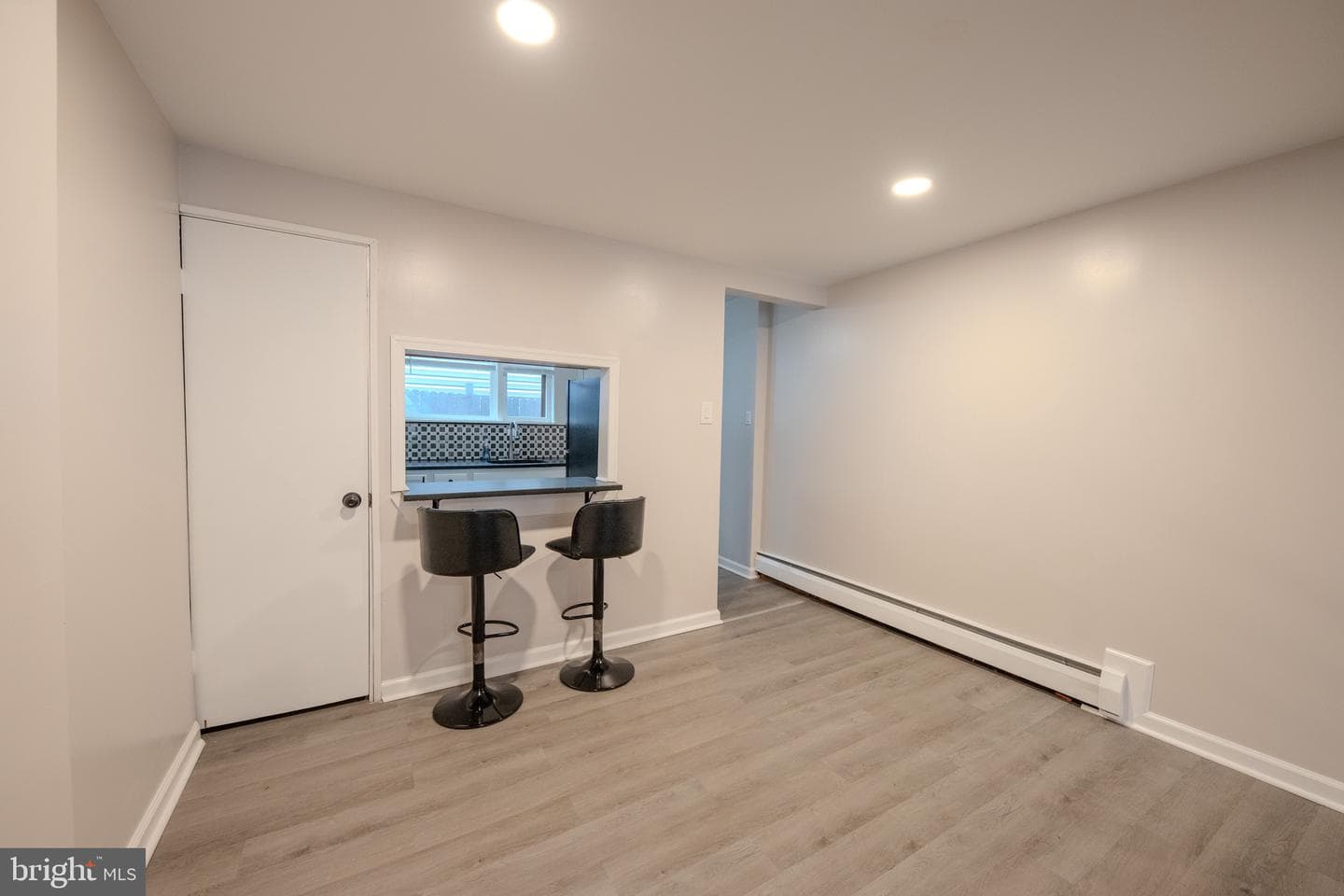 2924 Salmon Street photo 7
