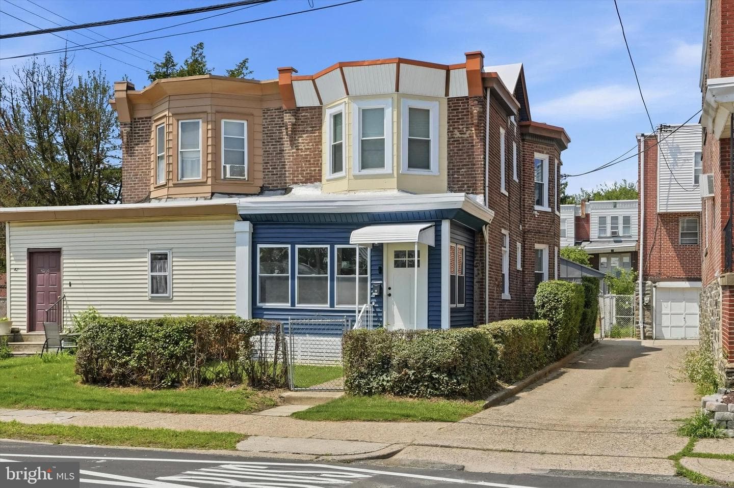 4248 Rhawn Street photo 2