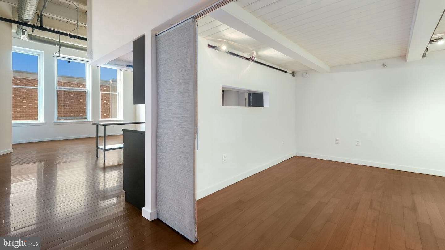 1027 Arch Street #407 photo 9