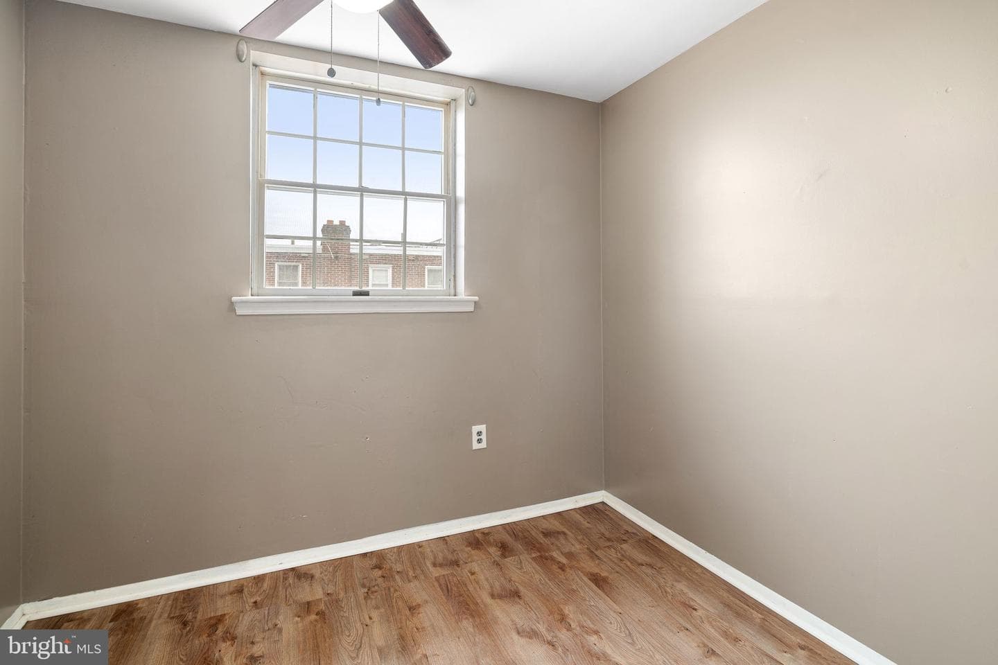 2812 S Franklin Street photo 7