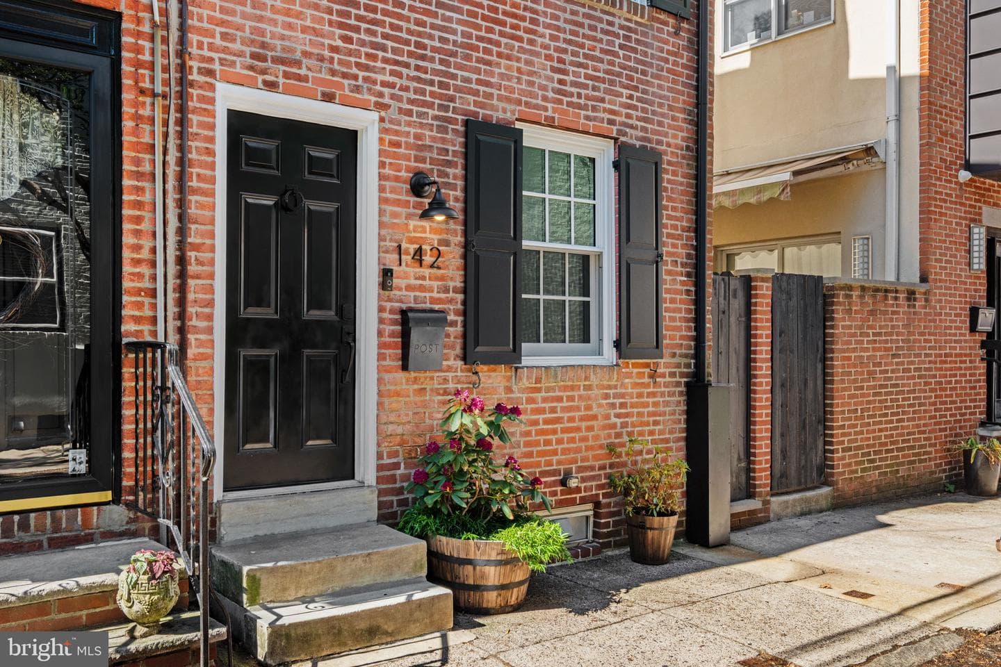 142 Carpenter Street photo 48