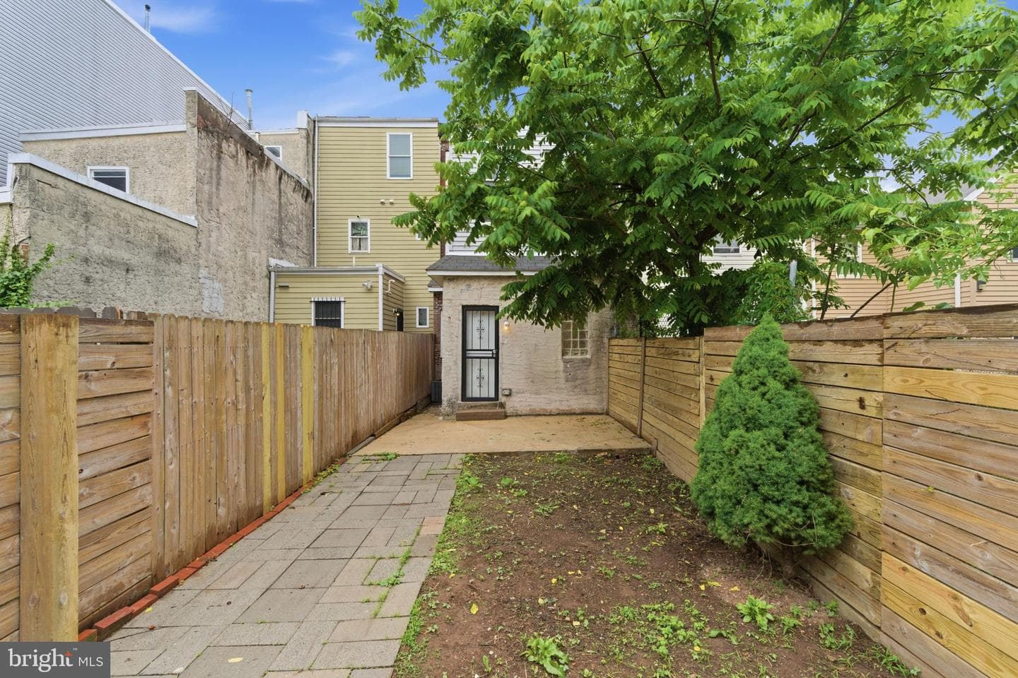 1817 N Gratz Street photo 19