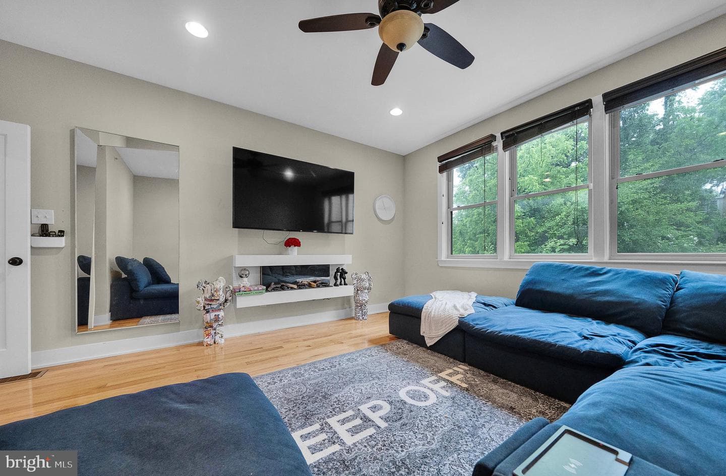 4743 Sheldon Street photo 7