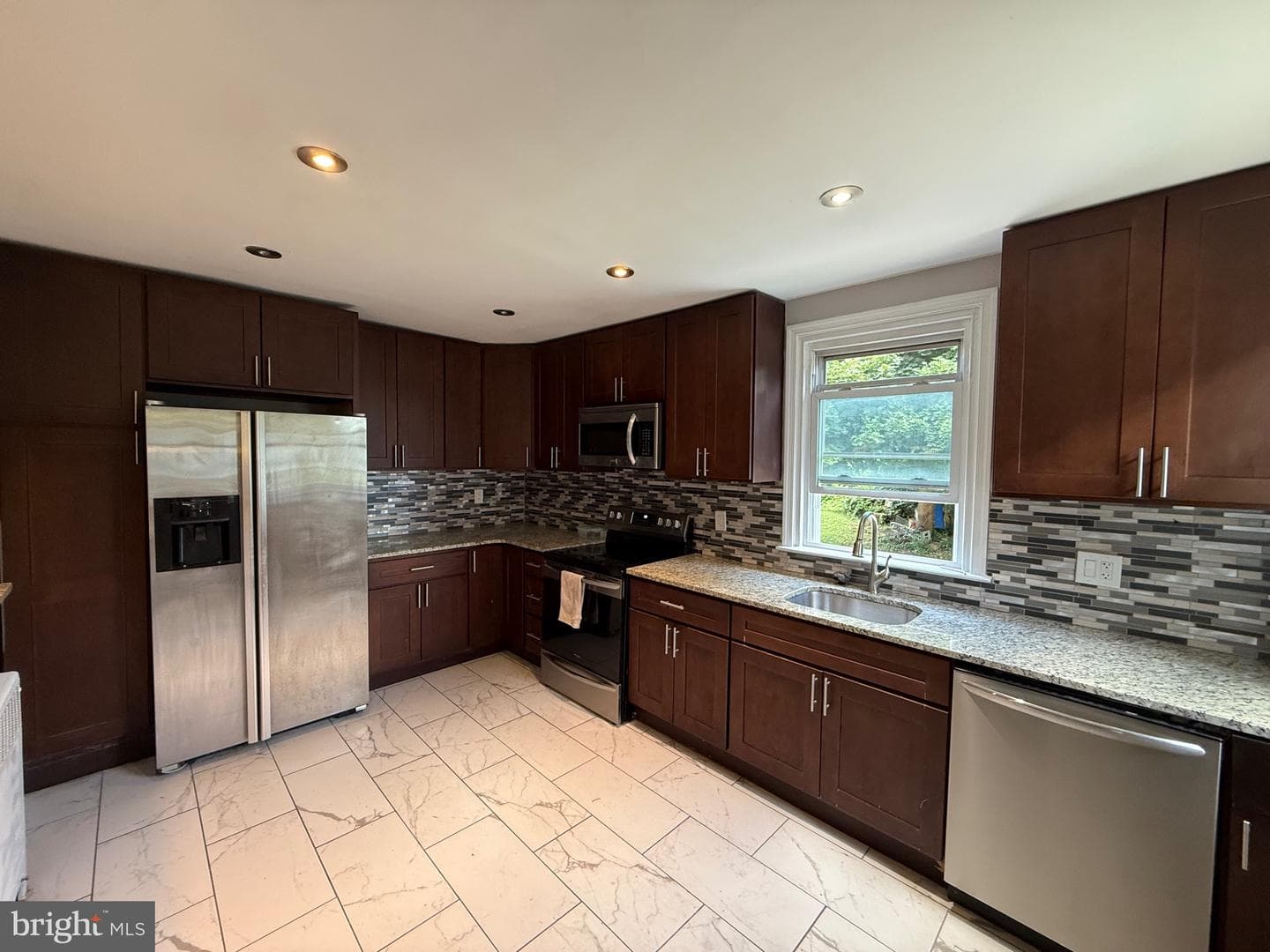 2413 N 50th Street, Philadelphia