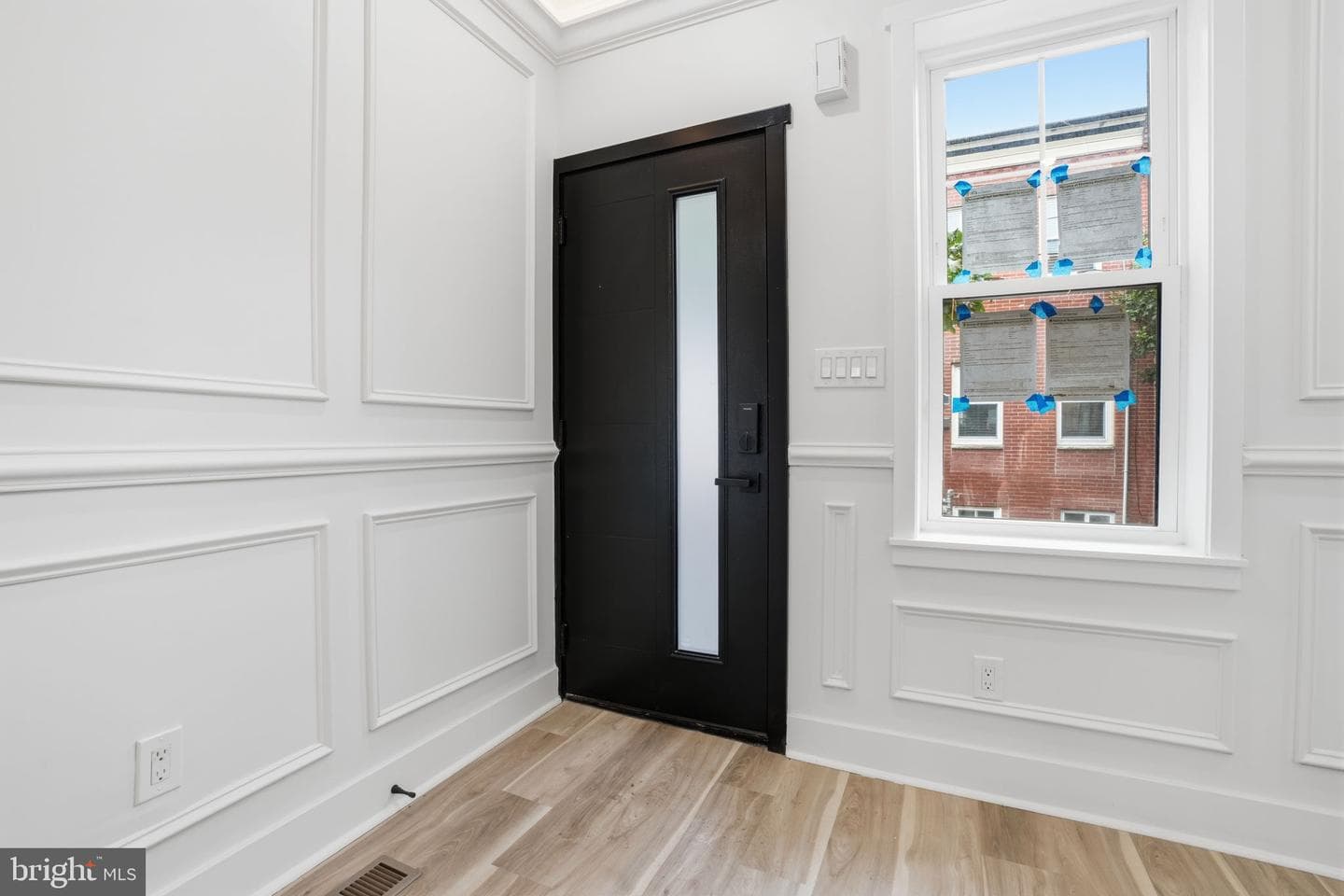 1706 S Bancroft Street photo 3