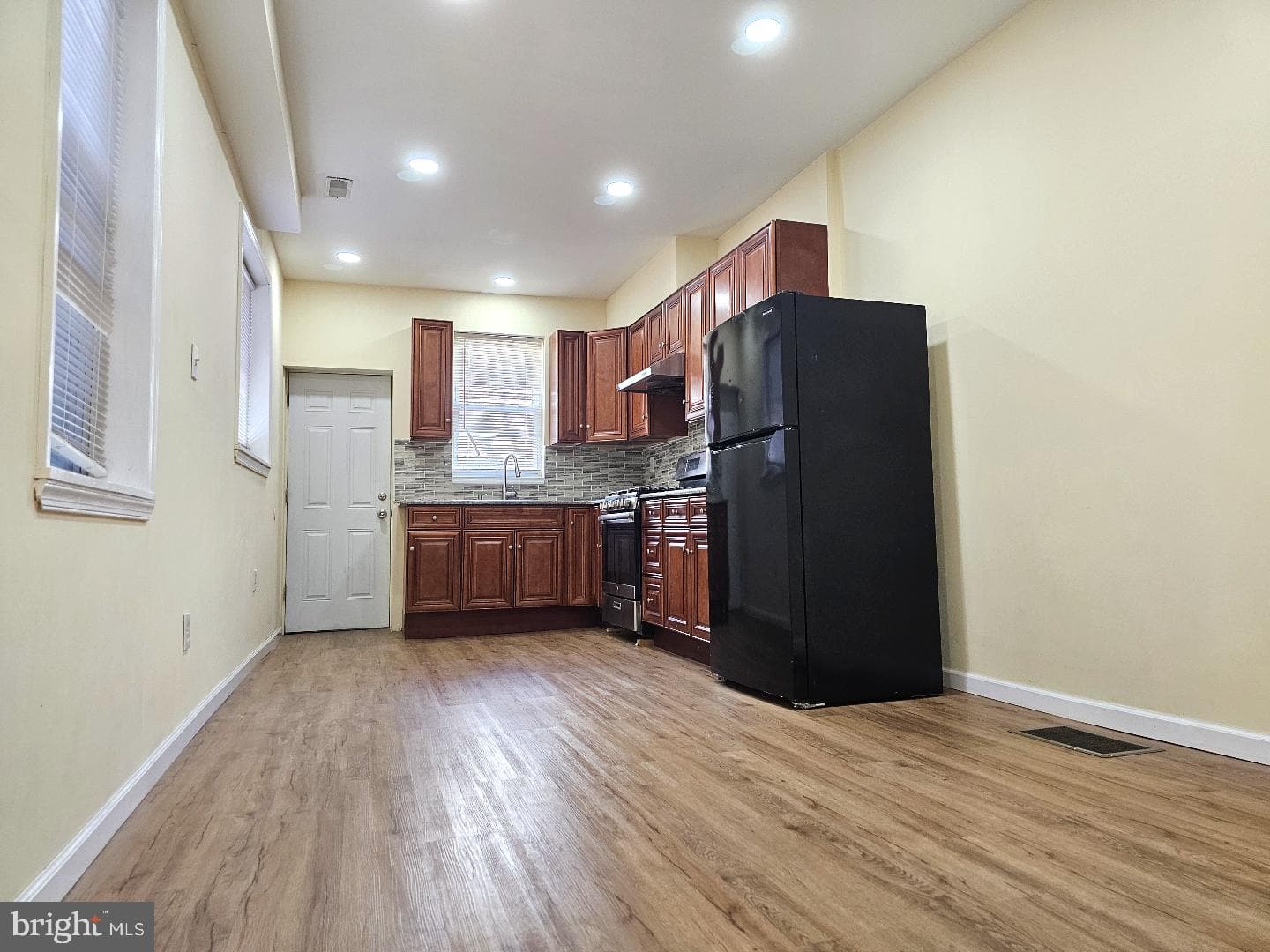 1914 S 23rd Street photo 3