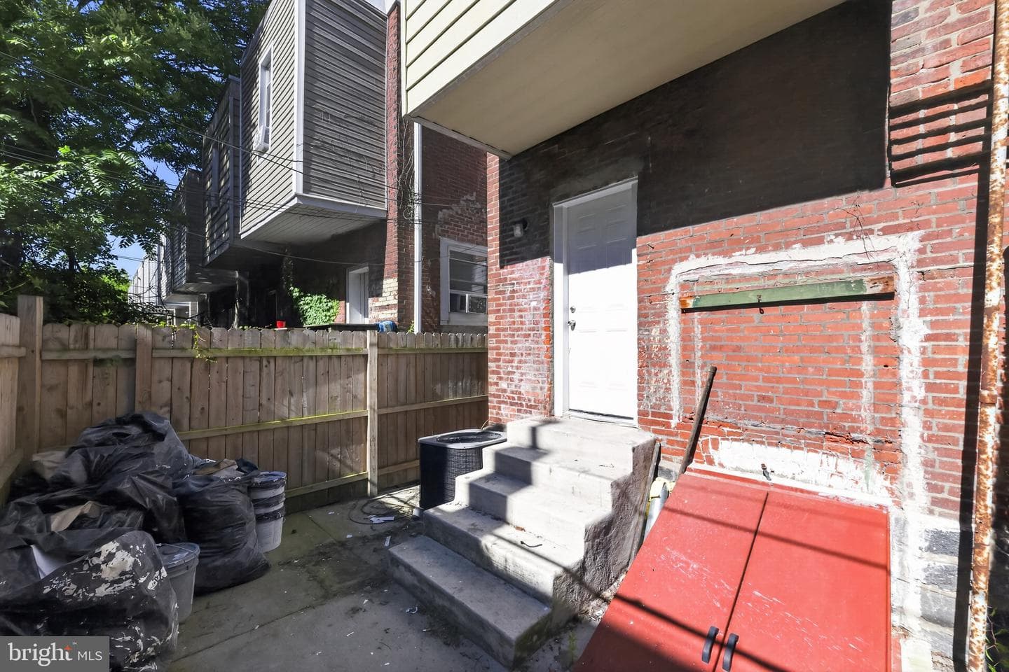 533 S Conestoga Street photo 3