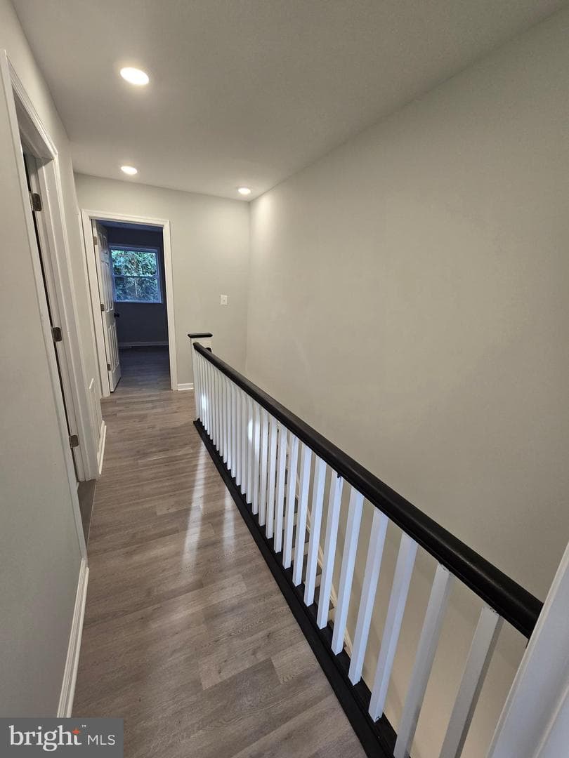5625 Crowson Street photo 15