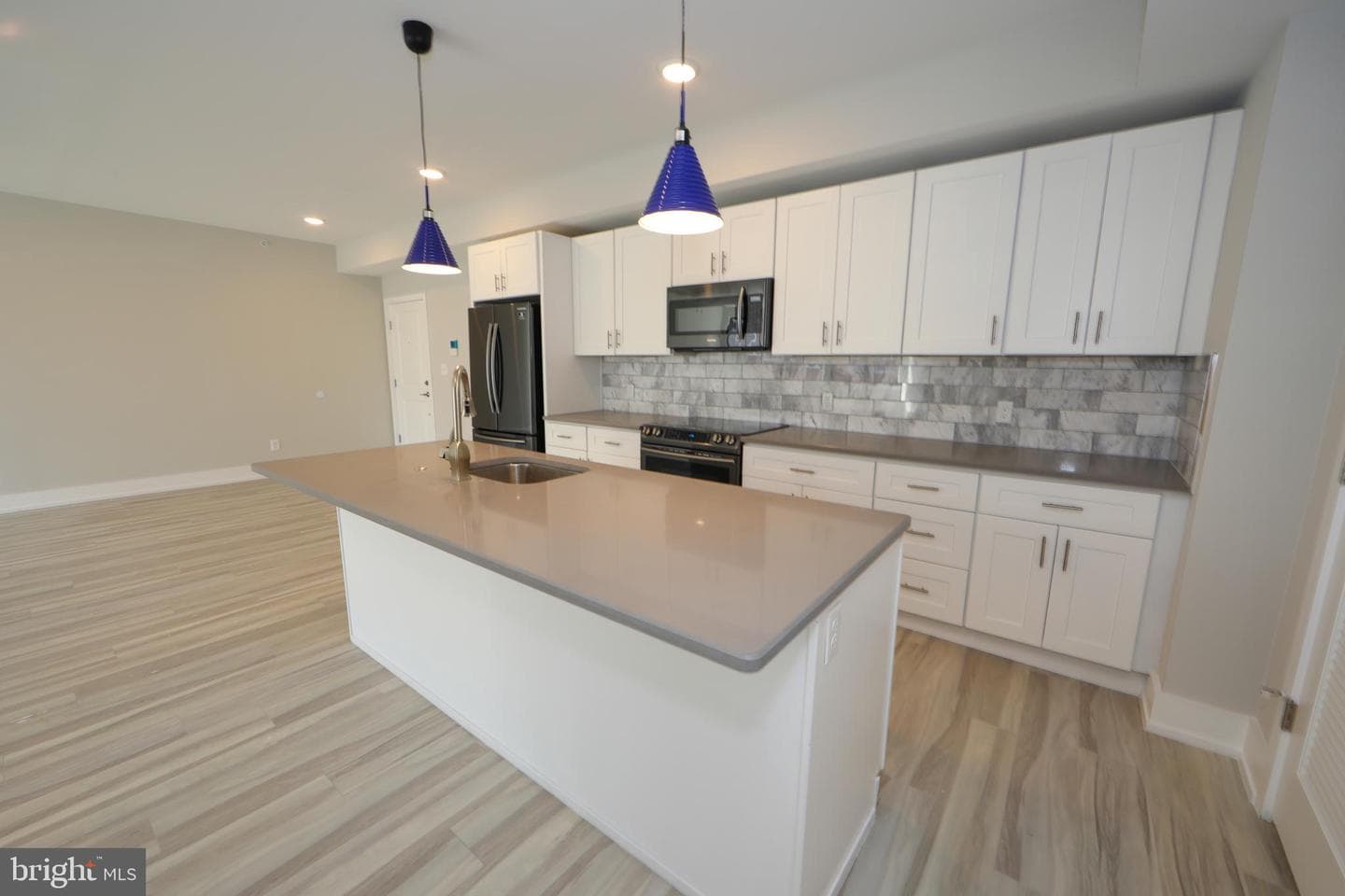 1851 Germantown Avenue photo 10