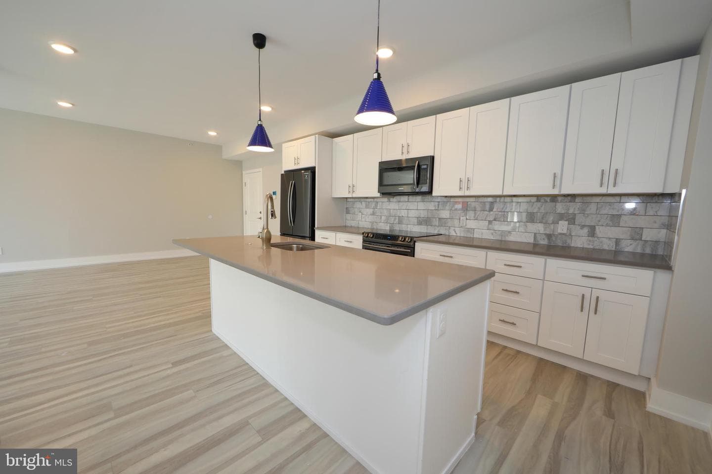 1851 Germantown Avenue photo 11