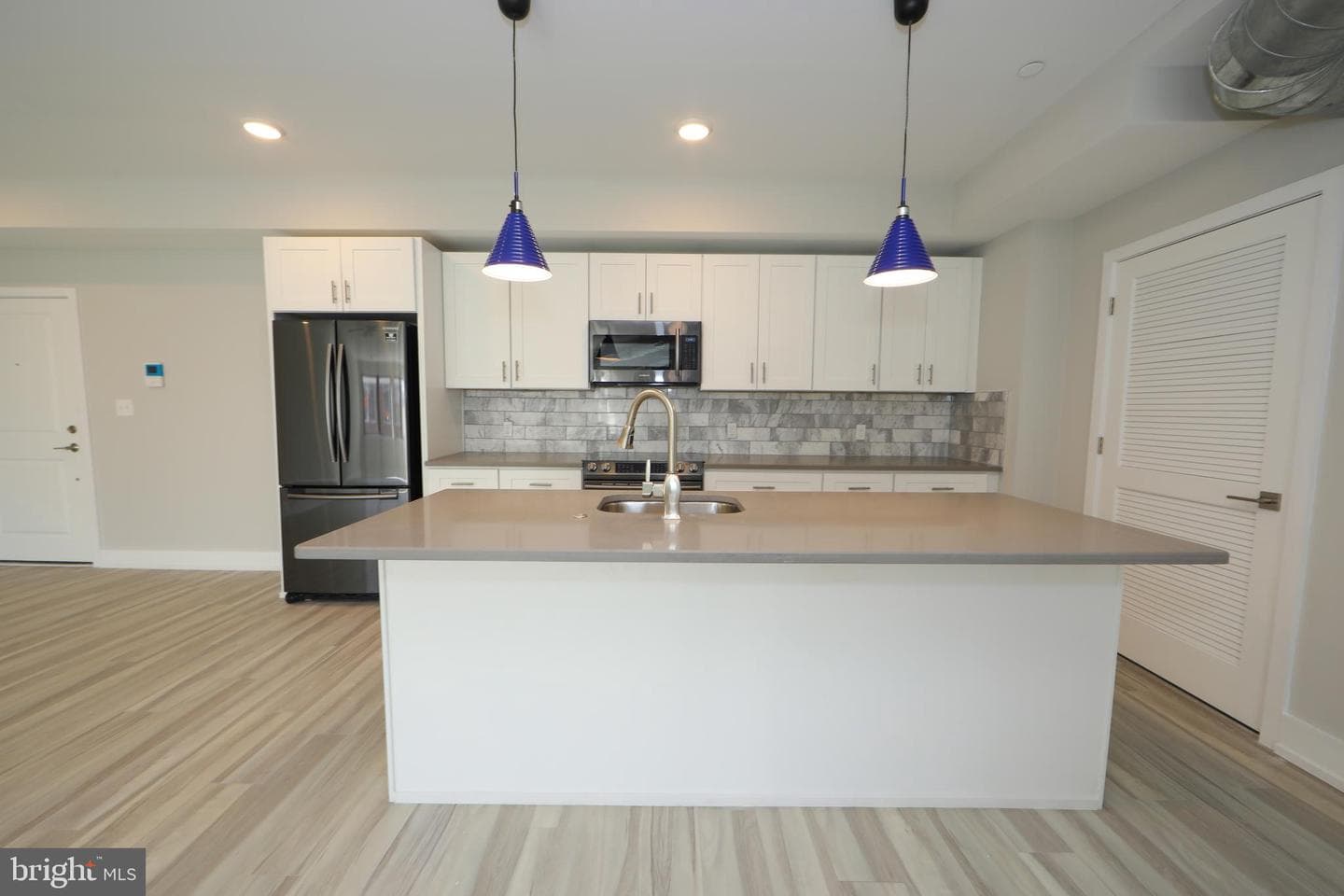 1851 Germantown Avenue photo 2