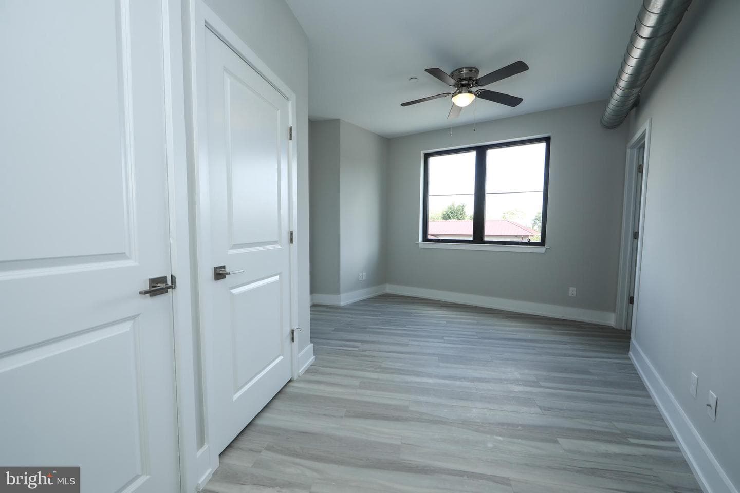 1851 Germantown Avenue photo 23