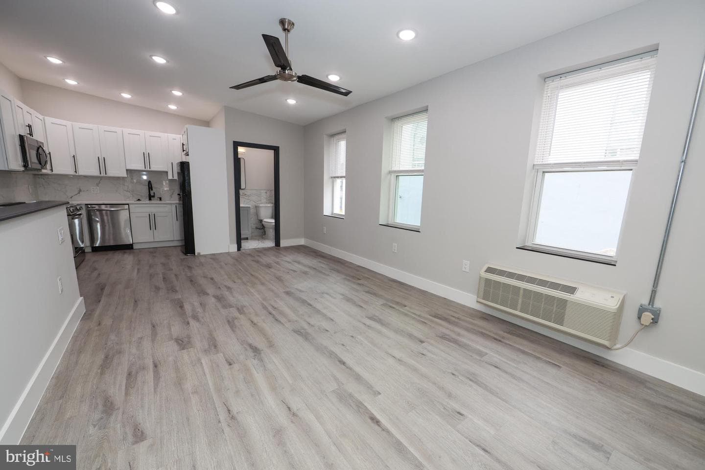 3565 Kensington Avenue photo 14