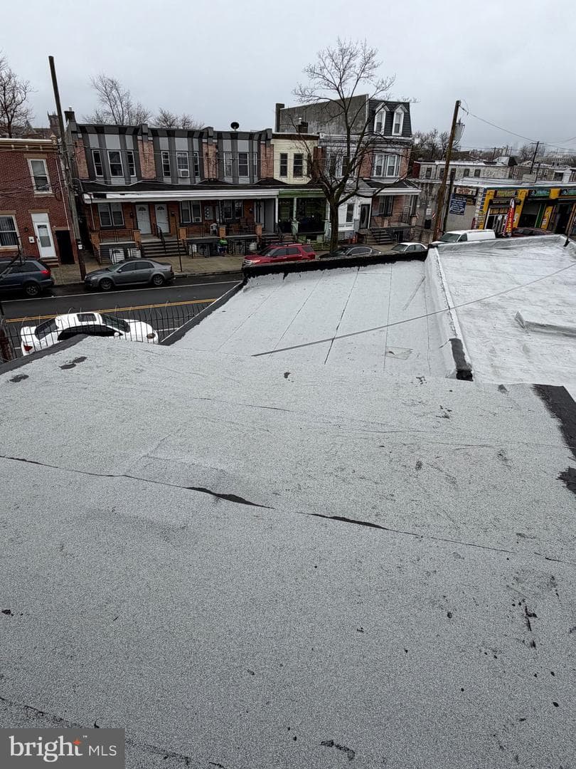 730 W Erie Ave photo 33
