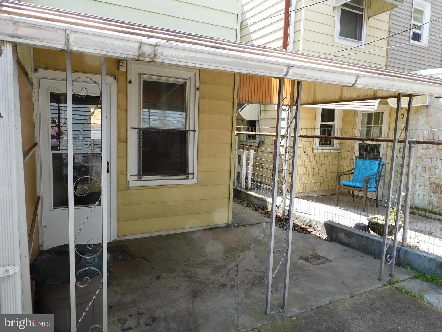 5044 James Street photo 20