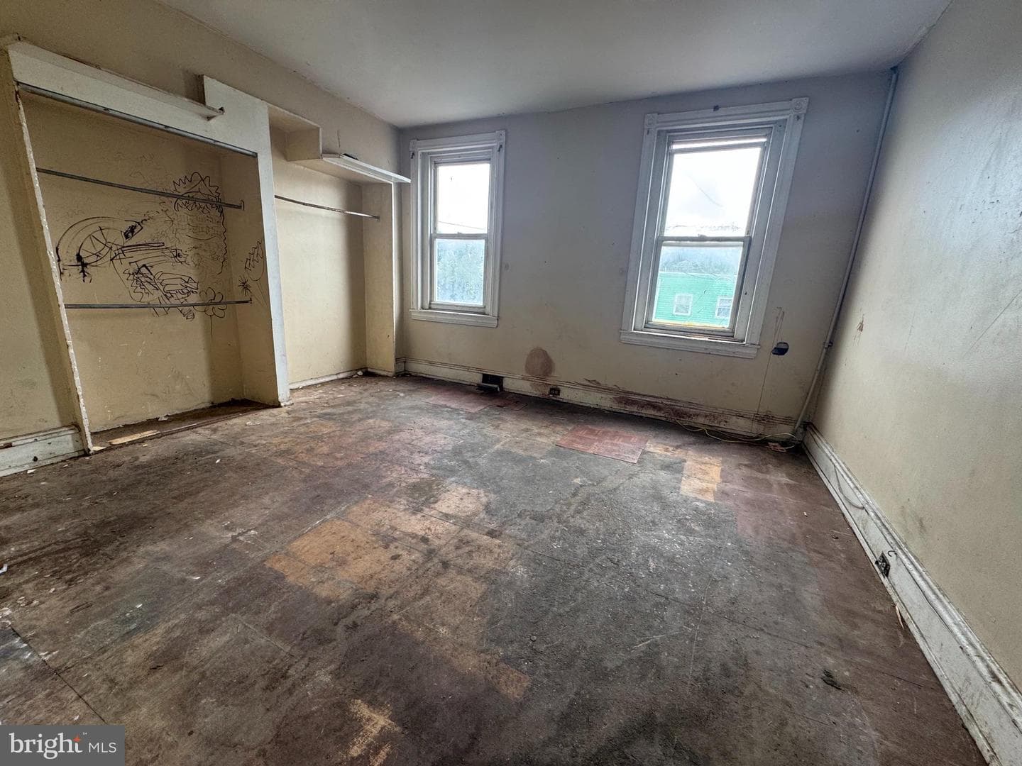 1209 W Susquehanna Avenue photo 13