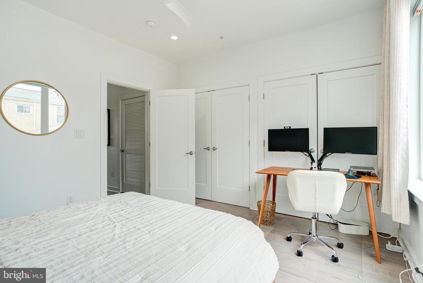 1605 N Philip Street photo 25
