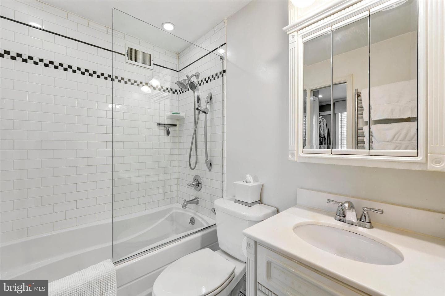 113 Pemberton Street photo 19