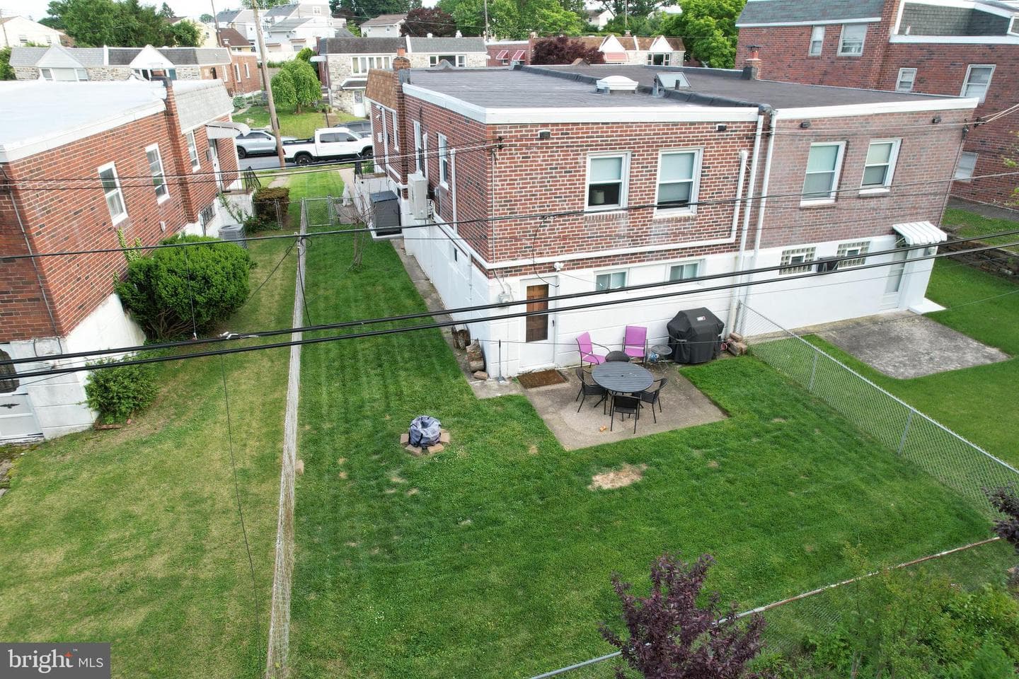 579 Wartman Street photo 34