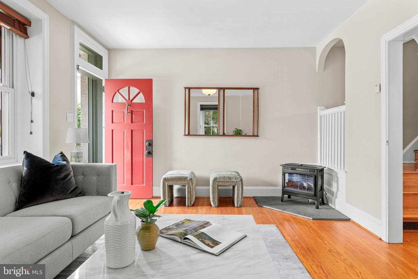 212 E Benezet Street photo 4