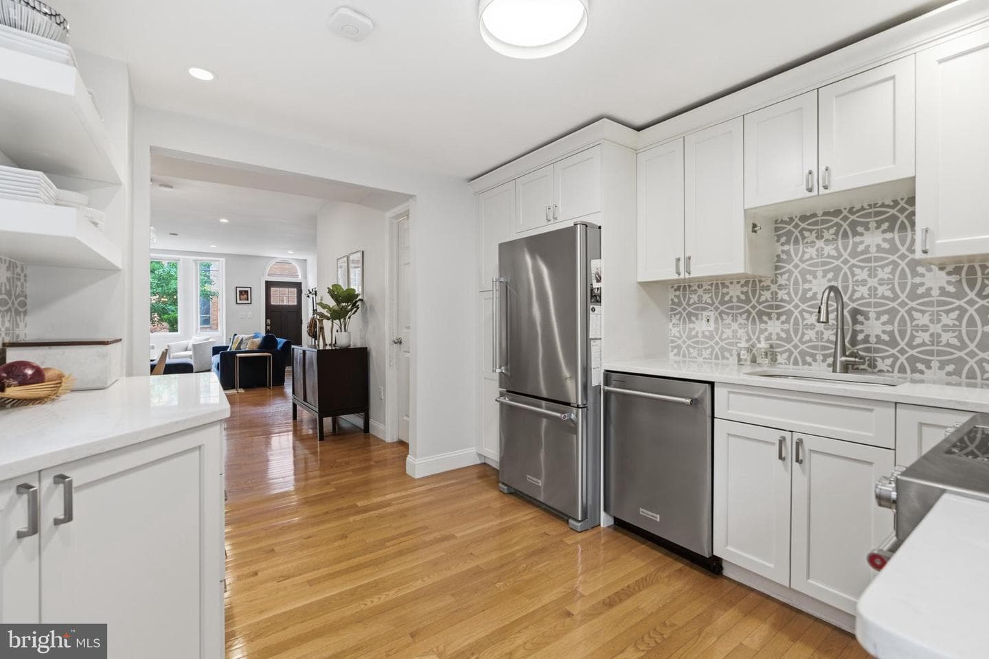 2137 Bainbridge Street photo 18