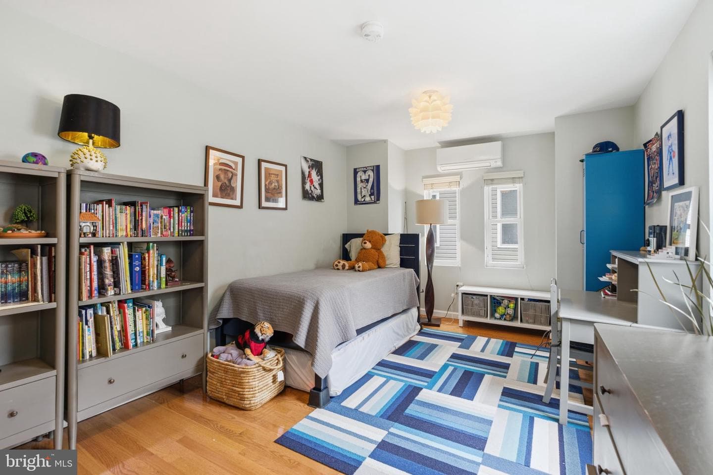 2137 Bainbridge Street photo 34