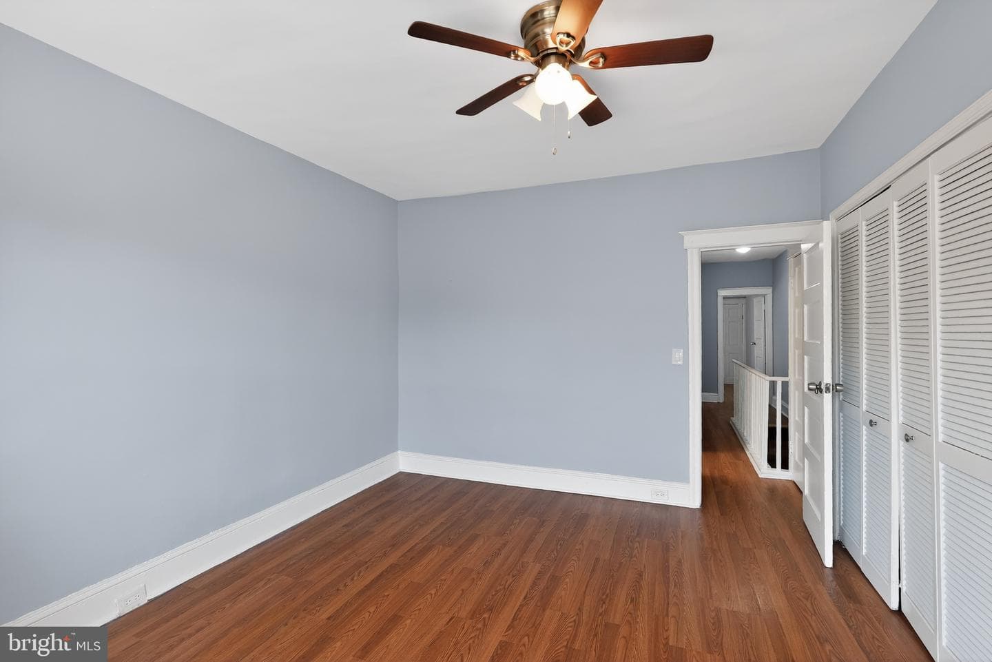 2114 S Lambert Street photo 14