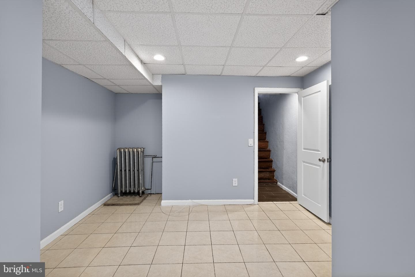 2114 S Lambert Street photo 22