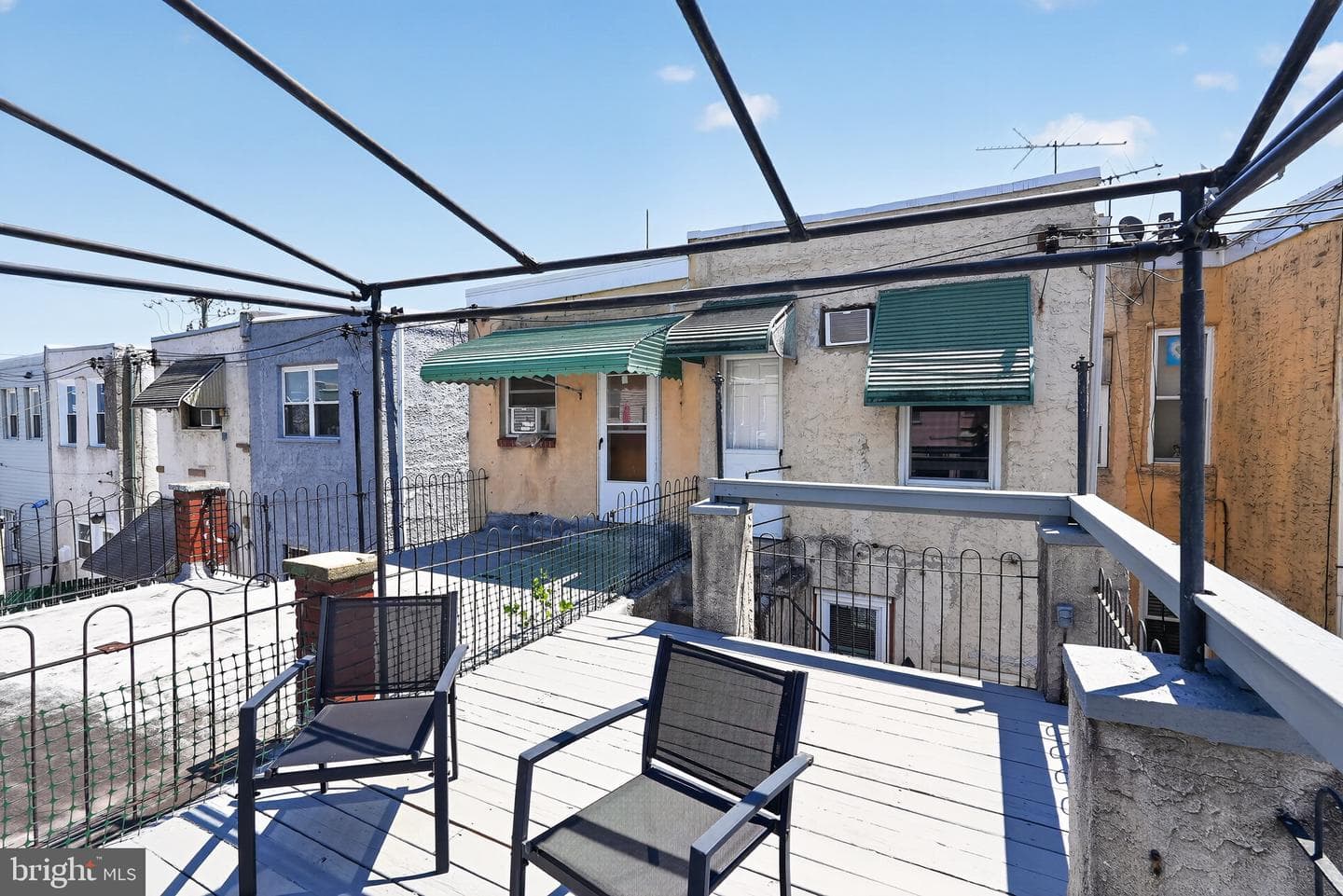 2114 S Lambert Street photo 27