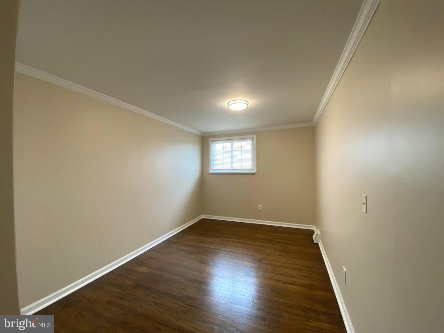 3528 W Crown Avenue photo 20