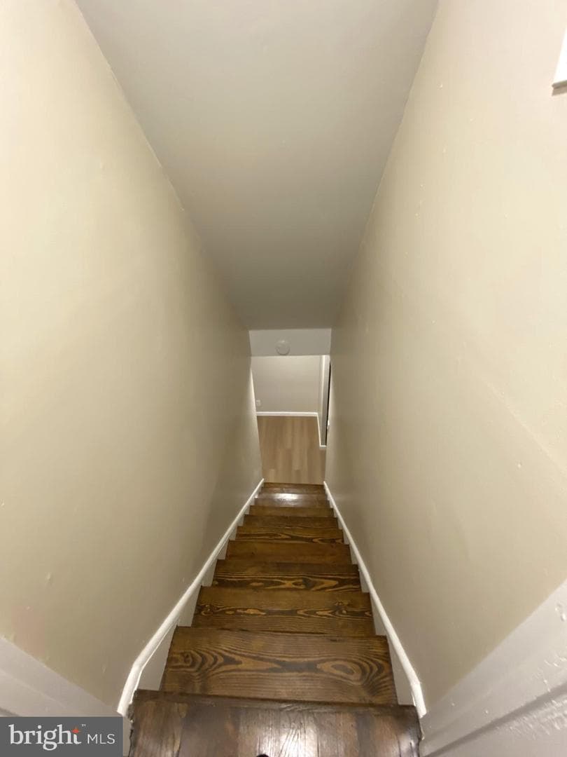 3528 W Crown Avenue photo 24