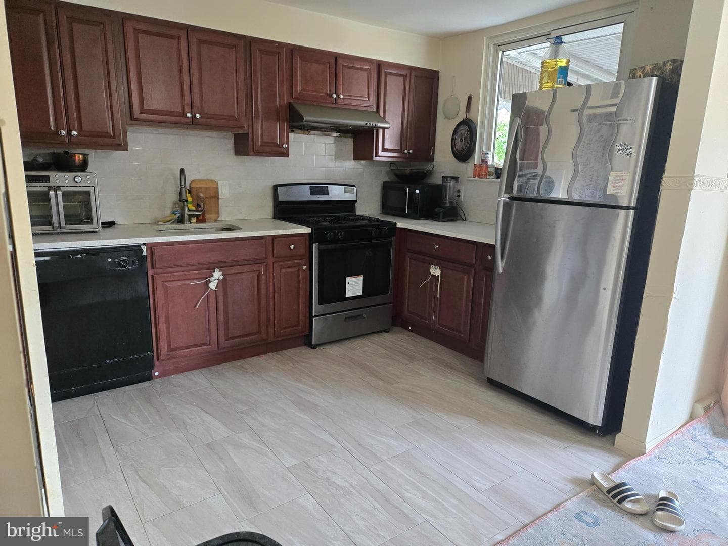 1517 Guilford Place photo 3