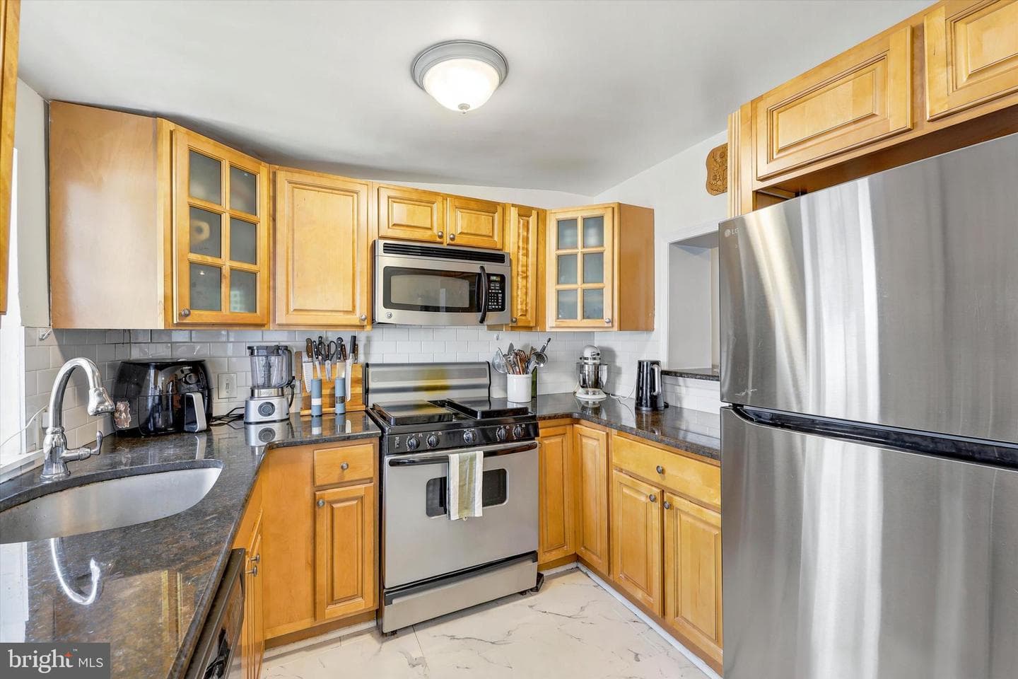 531 Greenwich Street photo 10