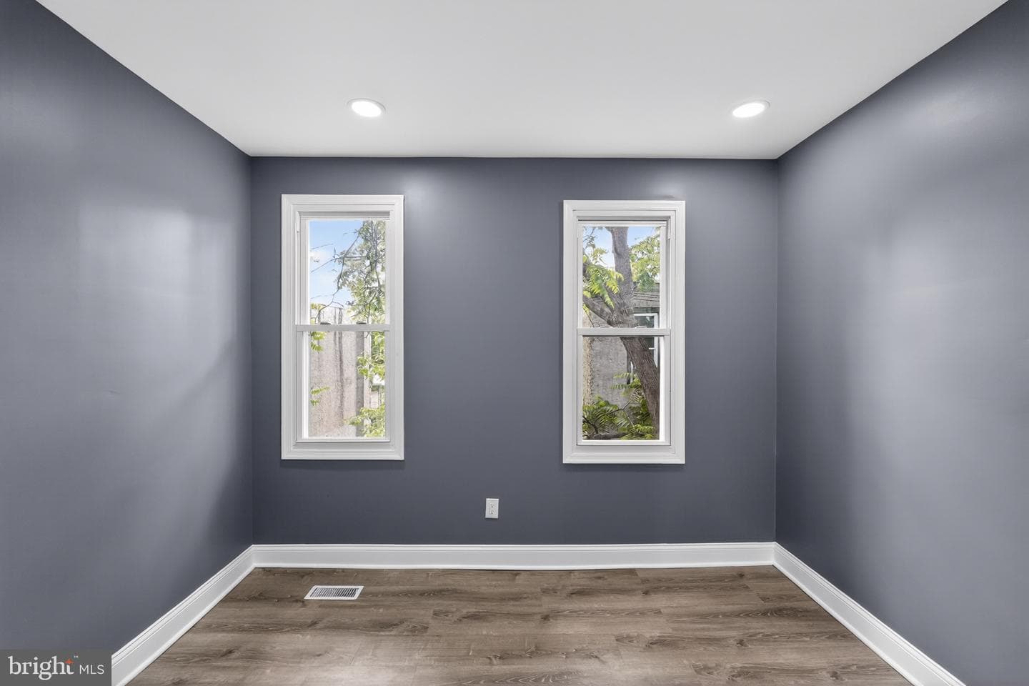 1428 S Vogdes Street photo 19