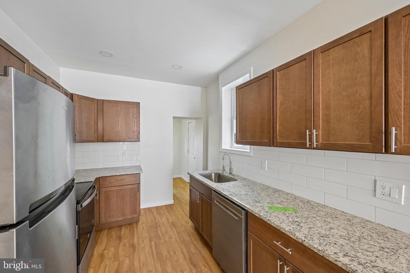 1716 N Hollywood Street photo 37