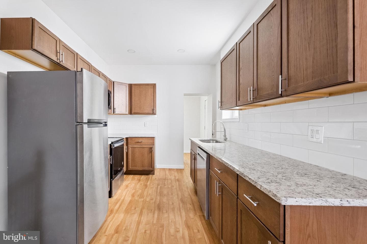 1716 N Hollywood Street photo 8
