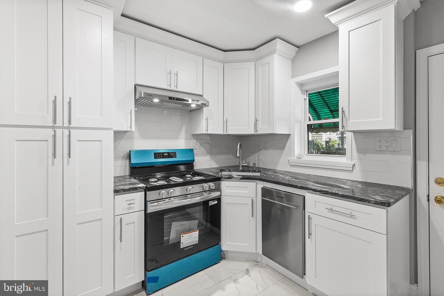 2524 S Mildred Street photo 11